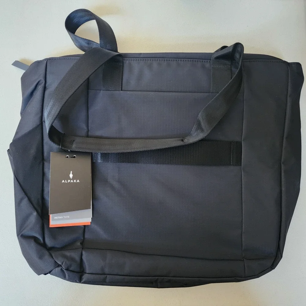 ALPAKA Metro Tote Black Axoflux 210D Recycled 14L Laptop Bag AA010500118 - Picture 8 of 12